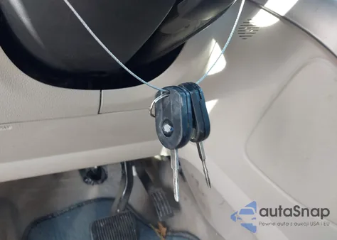 2013 Ford C-Max Hybrid Se z USA, uszkodzony, nr VIN 1FADP5AU0DL502948